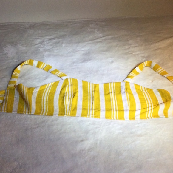 Cute mustard Yellow Stripe Short & Top set by Shein - Picture 9 of 10